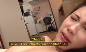 sex nhờ chị gái dậy hôn