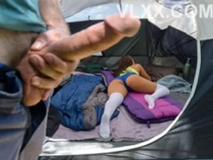 Ông xã để Người vợ thuê nhân viên mát-xa trị liệu về nhà và cái kết đắng lòng